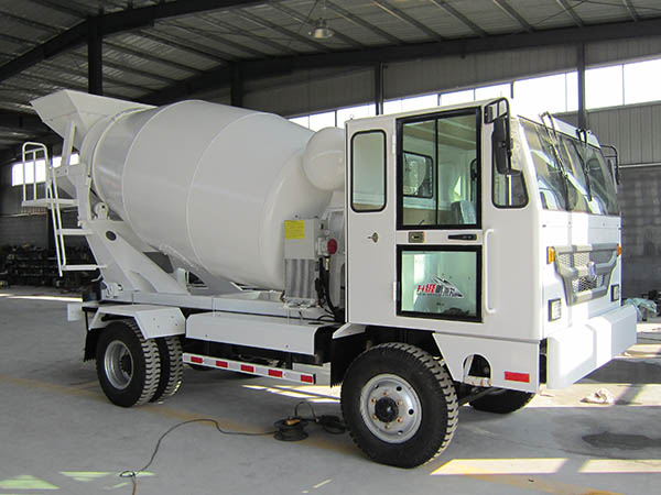 4.0方攪拌運(yùn)輸車(chē)